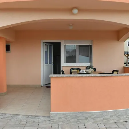 Apartments Villa Lucky Vir Exterior photo