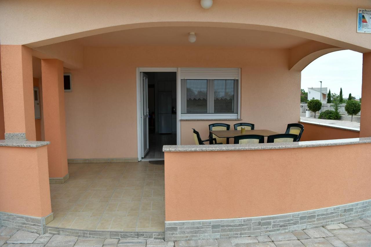 Lucky Apartmán