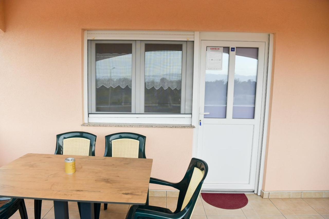 Lucky Apartmán *
